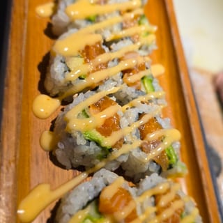 Spicy Salmon Roll