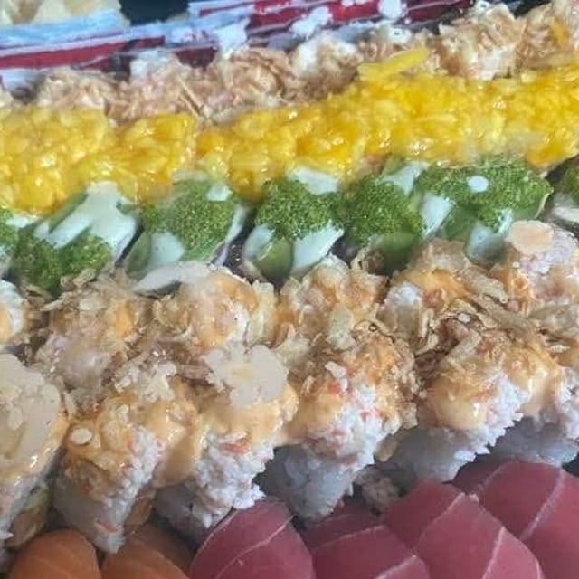 Special Roll Combo Choice (R12 to R29) Lunch.