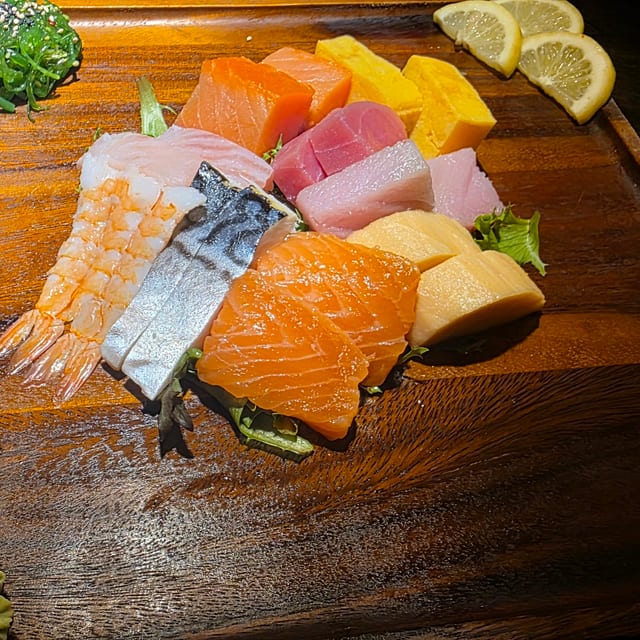 Sashimi Deluxe.
