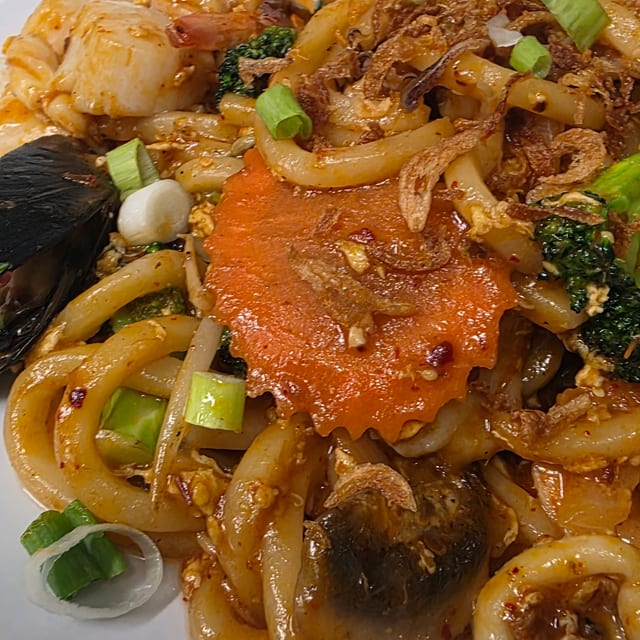 Japanese Yaki Udon.